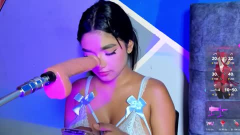 Snapshot of laau_hot1 chatting on 12.19.25 danny online show from 12.19.25