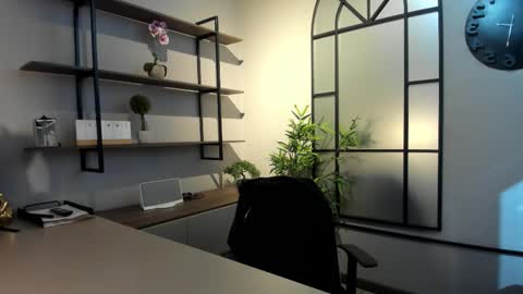 labrinthteasing online show from 10.10.25