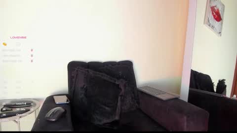 lace_victoria online show from 11.04.25