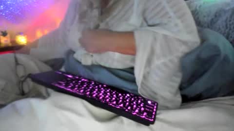 Lacey online show from 03.01.26