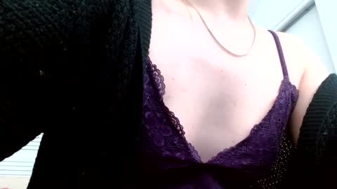 Lacey Phoenix online show from 01.07.25