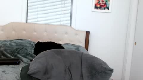 Lacey Phoenix online show from 03.09.25