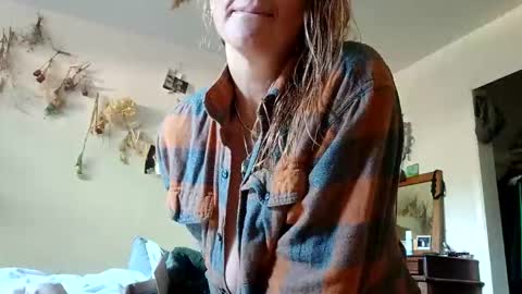 lacybell online show from 09.25.25