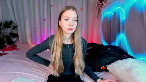 Snapshot of lada2k4 chatting on 04.13.26 Lada online show from 04.13.26