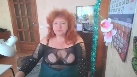 Snapshot of ladamay chatting on 10.03.25 LadaMay online show from 10.03.25