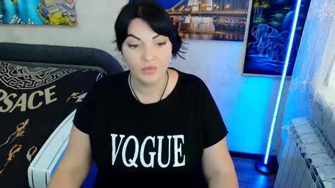 lady_boom_ online show from 09.23.25