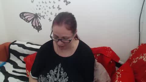 Lady Hellene online show from 02.10.25