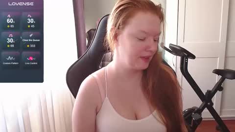 Snapshot of lady_inari chatting on 09.19.25 Angelika online show from 09.19.25