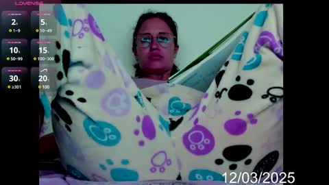 Snapshot of lady_jhana chatting on 03.12.25 Jhana online show from 03.12.25