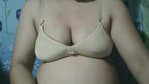 lady_love063 online show from 01.04.25