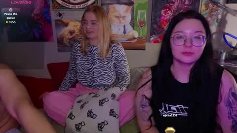 KENDALL  NATHANPVT IS OPEN online show from 10.16.25