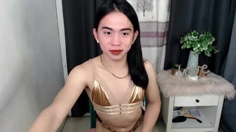 lady_marj000 online show from 10.22.25