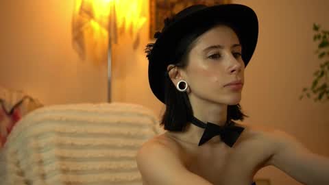 lady_nicolett online show from 03.06.26