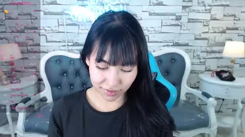 Snapshot of lady_violet_bridgerton_a chatting on 12.10.24 Lady Violet Bridgerton online show from 12.10.24