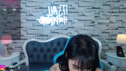 Snapshot of lady_violet_bridgerton_a chatting on 01.03.25 Lady Violet Bridgerton online show from 01.03.25