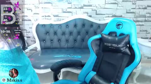 Snapshot of lady_violet_bridgerton_a chatting on 02.18.25 Lady Violet Bridgerton online show from 02.18.25