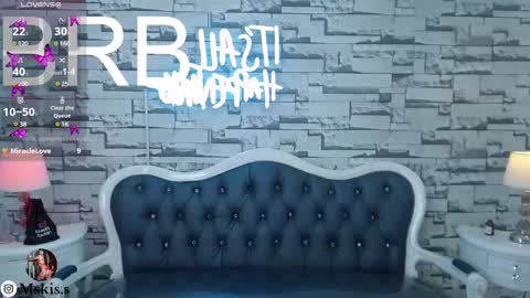 Snapshot of lady_violet_bridgerton_a chatting on 02.23.25 Lady Violet Bridgerton online show from 02.23.25