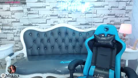 Snapshot of lady_violet_bridgerton_a chatting on 03.03.25 Lady Violet Bridgerton online show from 03.03.25