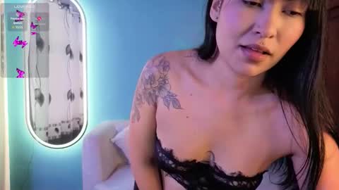 Lady Violet Bridgerton online show from 10.17.25