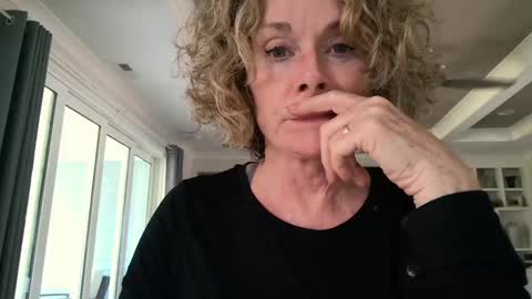 Ladybabs online show from 09.26.25