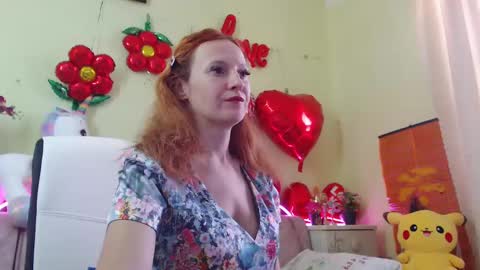 Snapshot of ladybigsmile chatting on 02.18.25 Sima Ladybigsmile online show from 02.18.25