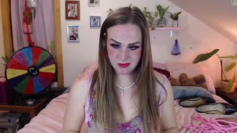 ladyboyhomemaker online show from 01.04.25