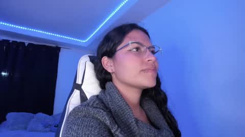 Snapshot of ladybrown_16 chatting on 01.19.25 Lady online show from 01.19.25