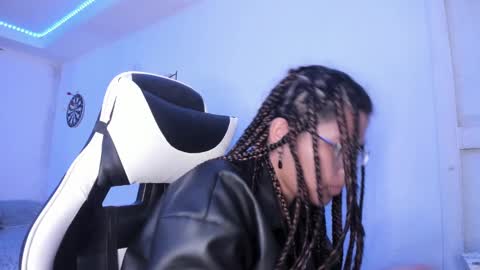 Snapshot of ladybrown_16 chatting on 02.07.25 Lady online show from 02.07.25