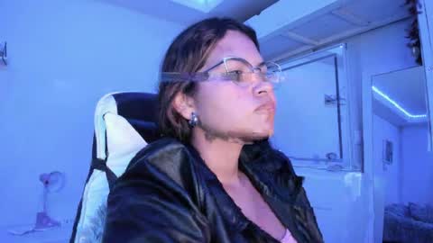  Lady  online show from 04.13.26