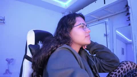 Snapshot of ladybrown_16 chatting on 06.07.26 Lady online show from 06.07.26