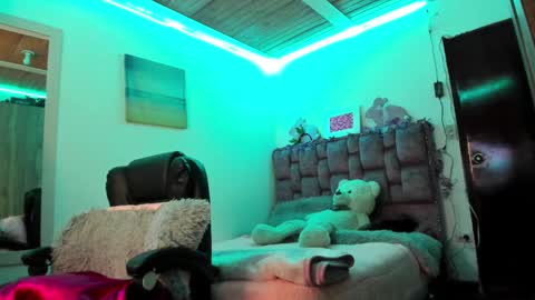 leidy daniela online show from 12.15.24