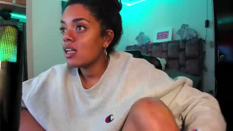 leidy daniela online show from 12.19.24