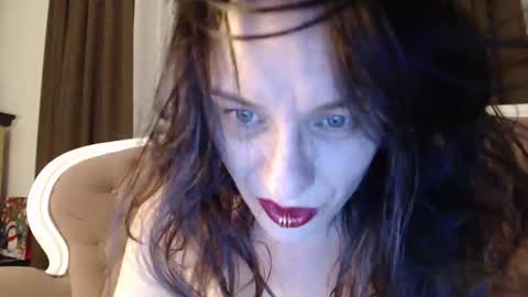 LADYGILDA online show from 01.25.25