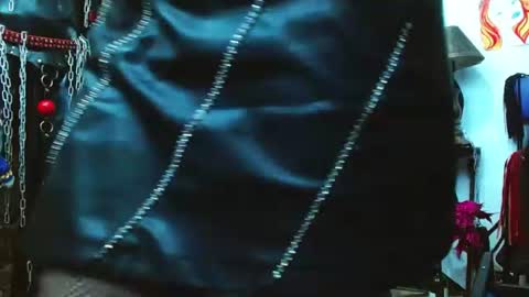 ladylunatikka online show from 07.12.26