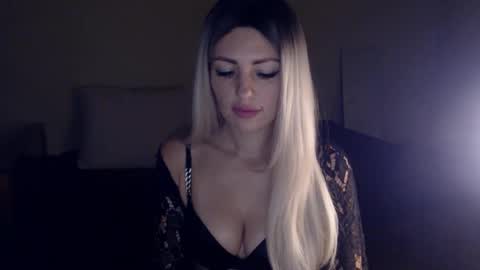 Snapshot of ladymoonlight8 chatting on 12.28.24 Monika online show from 12.28.24