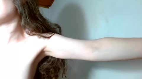 Lucia Fernanda online show from 12.15.24