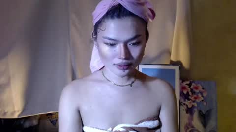 Snapshot of ladyofyou_dreamxoxo chatting on 07.22.26 LILY online show from 07.22.26