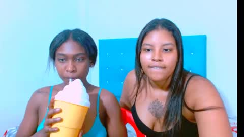 Snapshot of ladypussy69779756 chatting on 01.26.25 laura online show from 01.26.25