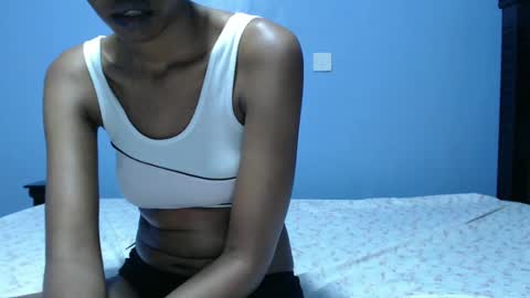 ladyqeeen online show from 02.06.25