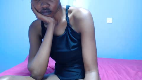 ladyqeeen online show from 02.14.25