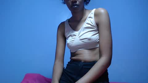 ladyqeeen online show from 02.17.25