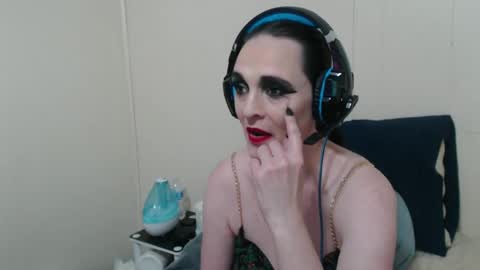 LadySlate online show from 12.05.24