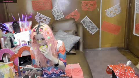 Skinnygirl online show from 02.06.25