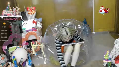 Skinnygirl online show from 12.22.25