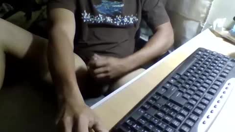 La Genova esta Dura beard boy male dick mastubate latinosexy latinohot latino glasses mature strong stronglegs online show from 04.04.26