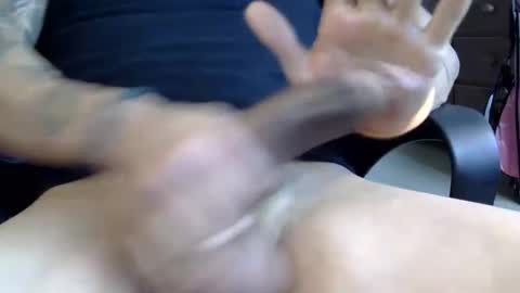 Snapshot of lahung333 chatting on 02.08.25 lahung333 online show from 02.08.25