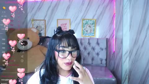 Laia online show from 12.28.24