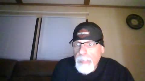 laidbackluxury online show from 06.12.26