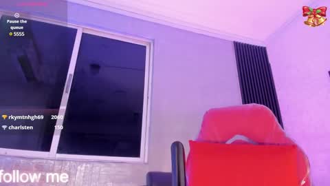 Snapshot of laiilybell chatting on 12.22.24 laiily bell online show from 12.22.24