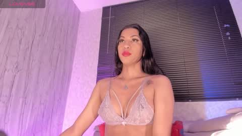 laiily bell online show from 11.04.25